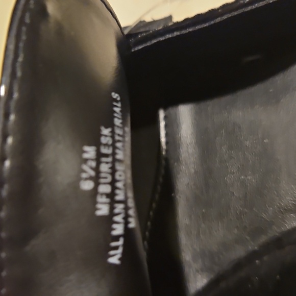 NEW! MARC FISHER Burlesk Black Patent Penny Loafer Slip On Mules 6.5. - Picture 7 of 7